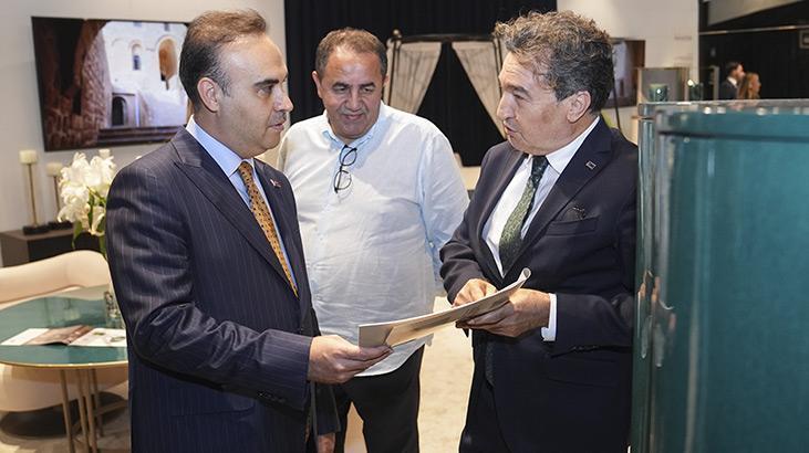 Bakan Kacır, ‘Furnishings&Design Istanbul’ fuarını ziyaret etti