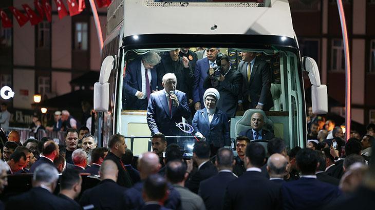 Cumhurbaşkanı Erdoğan baba ocağı Güneysu’da vatandaşlarla bir araya geldi