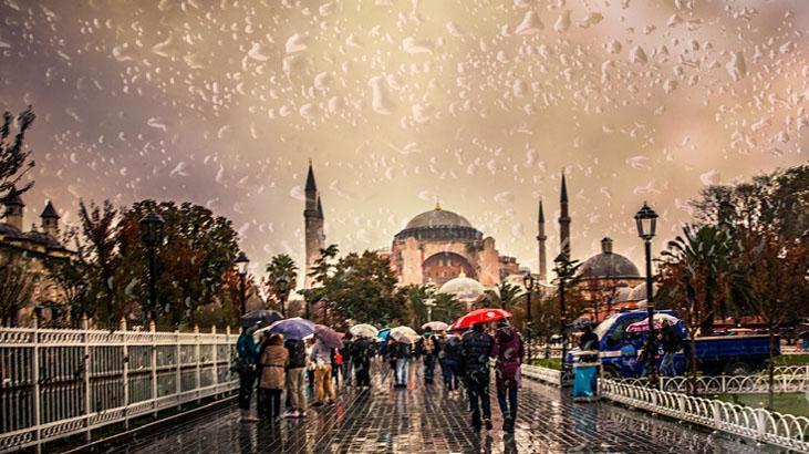 İstanbul’da üç gün şemsiyesiz çıkmayın!