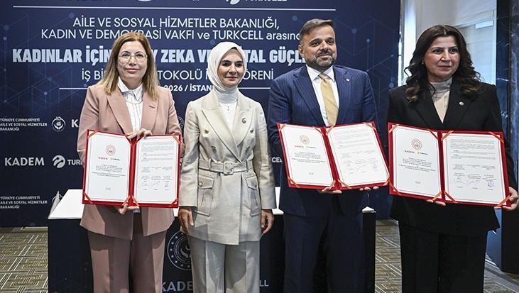 ‘Kadınlar İçin Yapay Zeka ve Dijital Güçlenme İşbirliği Protokolü’ imza töreni düzenlendi
