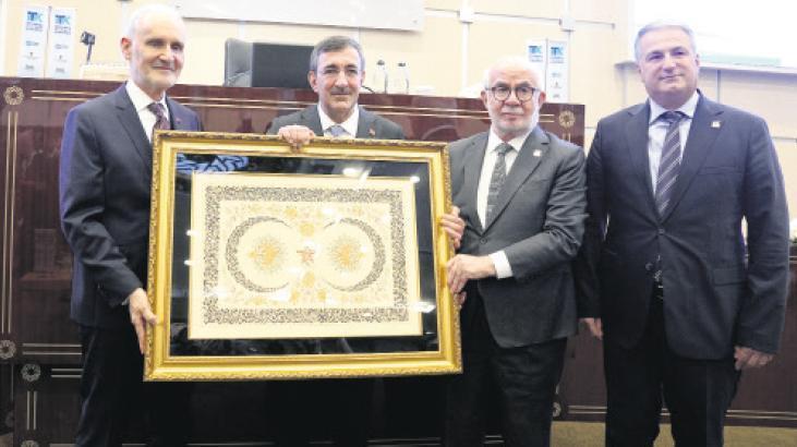 Türkiye istikrarla fırsat penceresi açtı