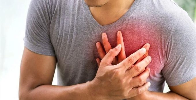 Uzmanlar uyarıyor! Göz çevresindeki sarı lekeler kalp krizi habercisi