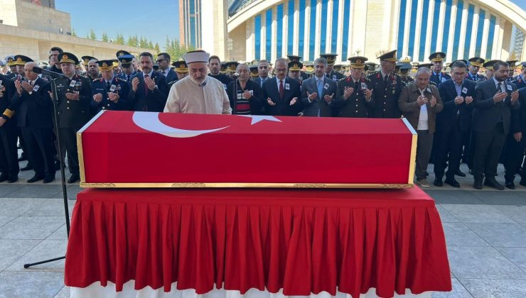 Ankara’daki askeri araç kazasında şehit olan Albay Sayit Gökgöz son yolculuğuna uğurlandı