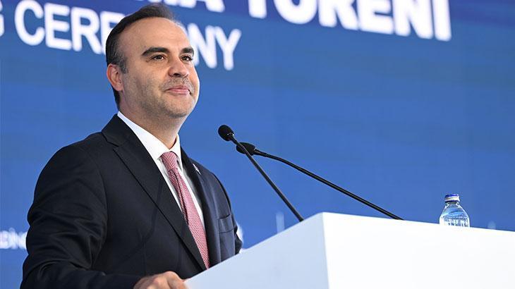Ankara’ya 4.1 milyar dolarlık veri merkezi! Bakan Kacır: Yapay Zeka Büyüme Bölgeleri geliyor