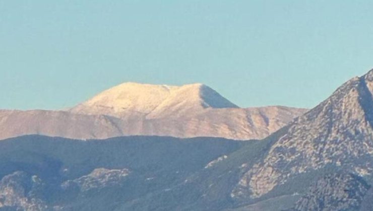 Antalya’da bir gecede iki mevsim! Önce sağanak sonra kar sürprizi
