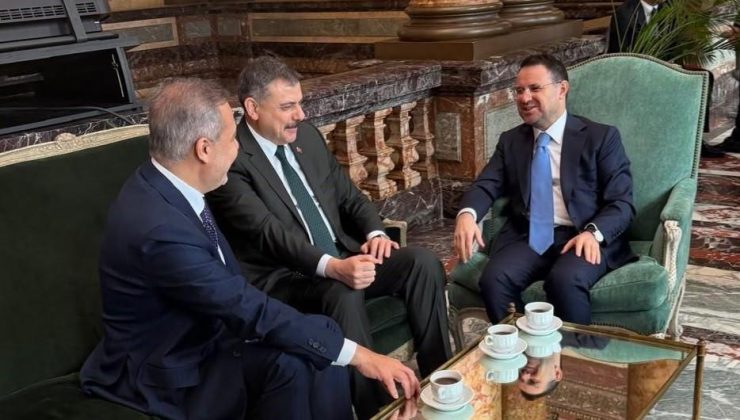 Bakanlar Hakan Fidan, Akın Gürlek ve Mustafa Çiftçi Brüksel’de kahve molasında buluştu