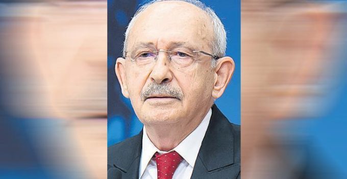 CHP’de üç isime ihraç kararı