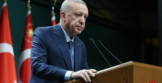 Cumhurbaşkanı Erdoğan: Türkiye sokağa teslim edilemez