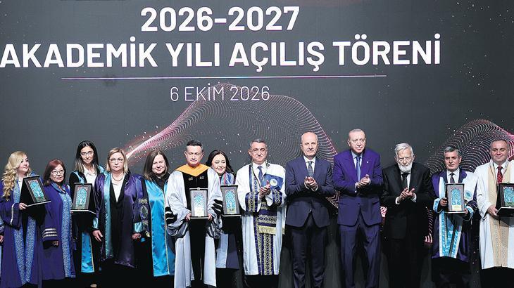 Cumhurbaşkanı Erdoğan’dan uyarı: Yapay zeka emeği devre dışı bıraktı