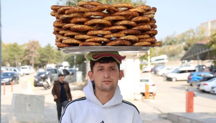 ‘Simit 20 TL, ücreti poşete bırak’ deyip KPSS’ye girdi! Dönünce gözlerine inanamadı