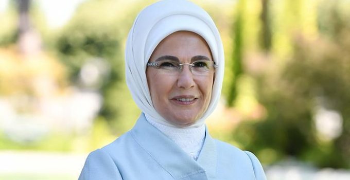 Emine Erdoğan ‘Dünya Kız Çocukları Günü’nü kutladı