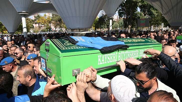 Erciyes’te zirve tırmanışında facia: Ölen dağcı son yolculuğuna uğurlandı