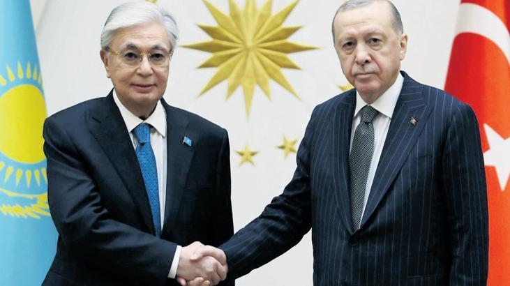 Erdoğan, Tokayev’i resmi törenle karşıladı! Kazakistan’la ilişkiler güçlenecek