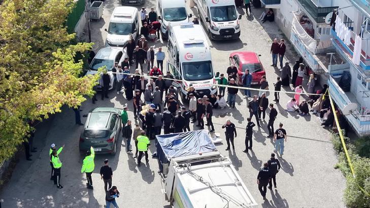 Erzurum’da çöp kamyonunun çarptığı 2 çocuk annesi Filiz Kaya hayatını kaybetti