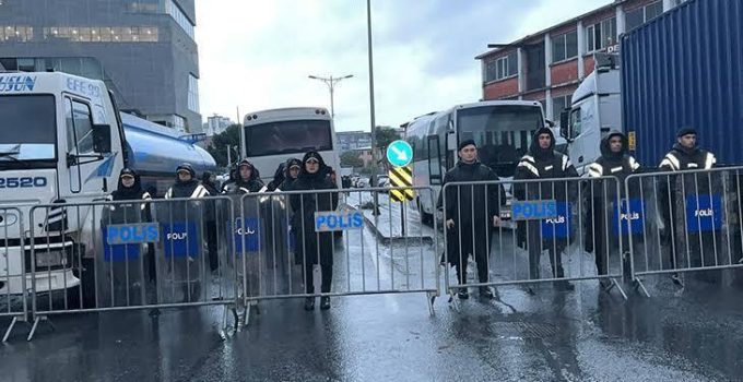 Halk TV’nin sosyal medya hesaplarına erişim engeli kararı