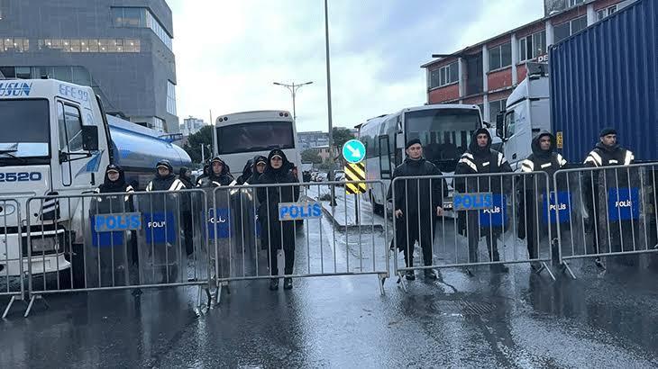 Halk TV’nin sosyal medya hesaplarına erişim engeli kararı