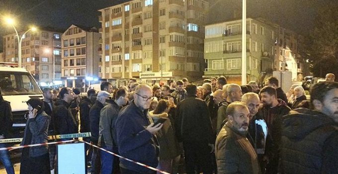 Kocaeli’de kolon ve kirişlerinden ses gelen bina tedbiren boşaltıldı