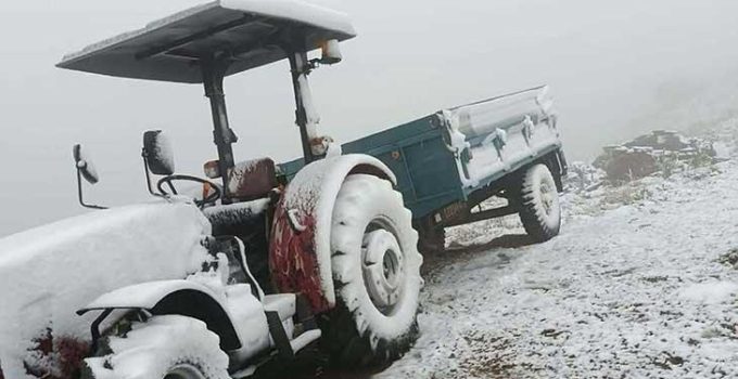 Manisa’ya mevsimin ilk karı yağdı