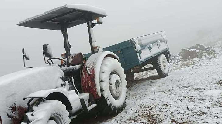 Manisa’ya mevsimin ilk karı yağdı
